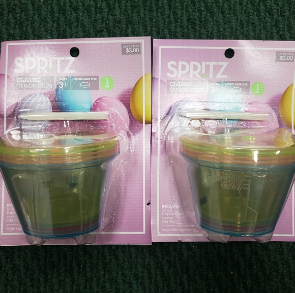 Bundle of 2 Spritz Classic Egg Coloring Cup Kit - Picture 1 of 3